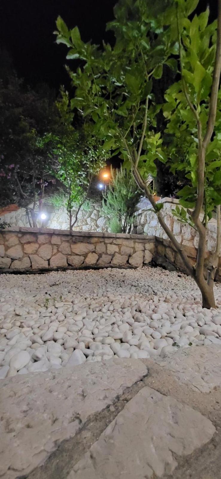 Apartments Dzaleta سفيتي ستيفان المظهر الخارجي الصورة