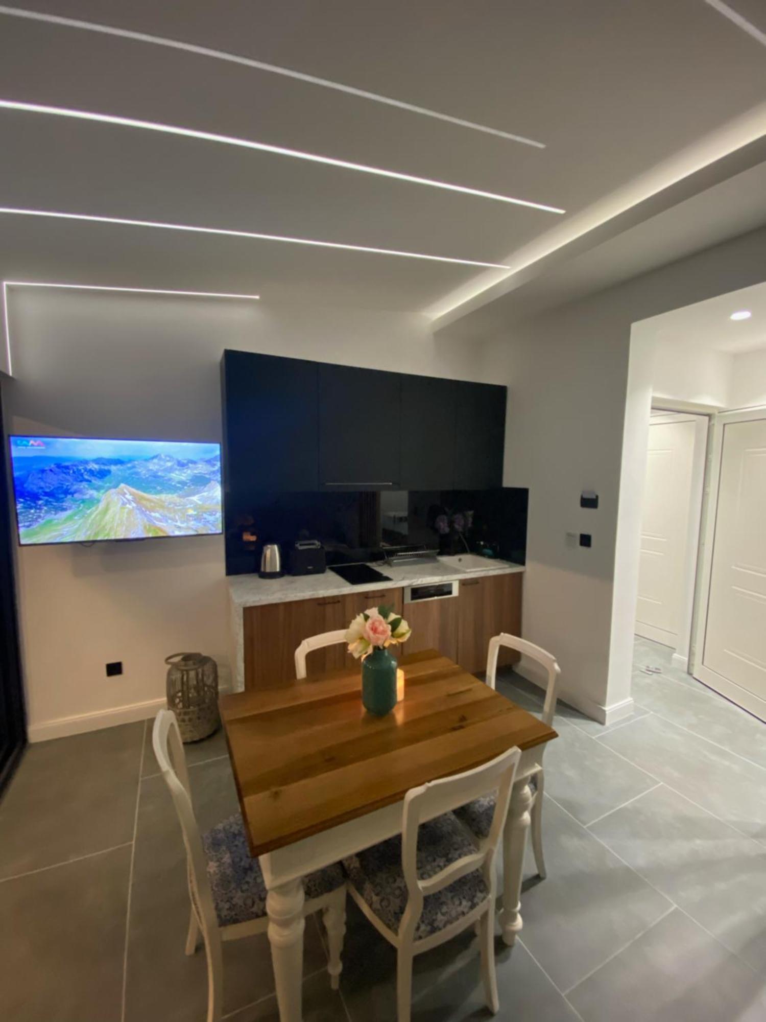 Apartments Dzaleta سفيتي ستيفان المظهر الخارجي الصورة