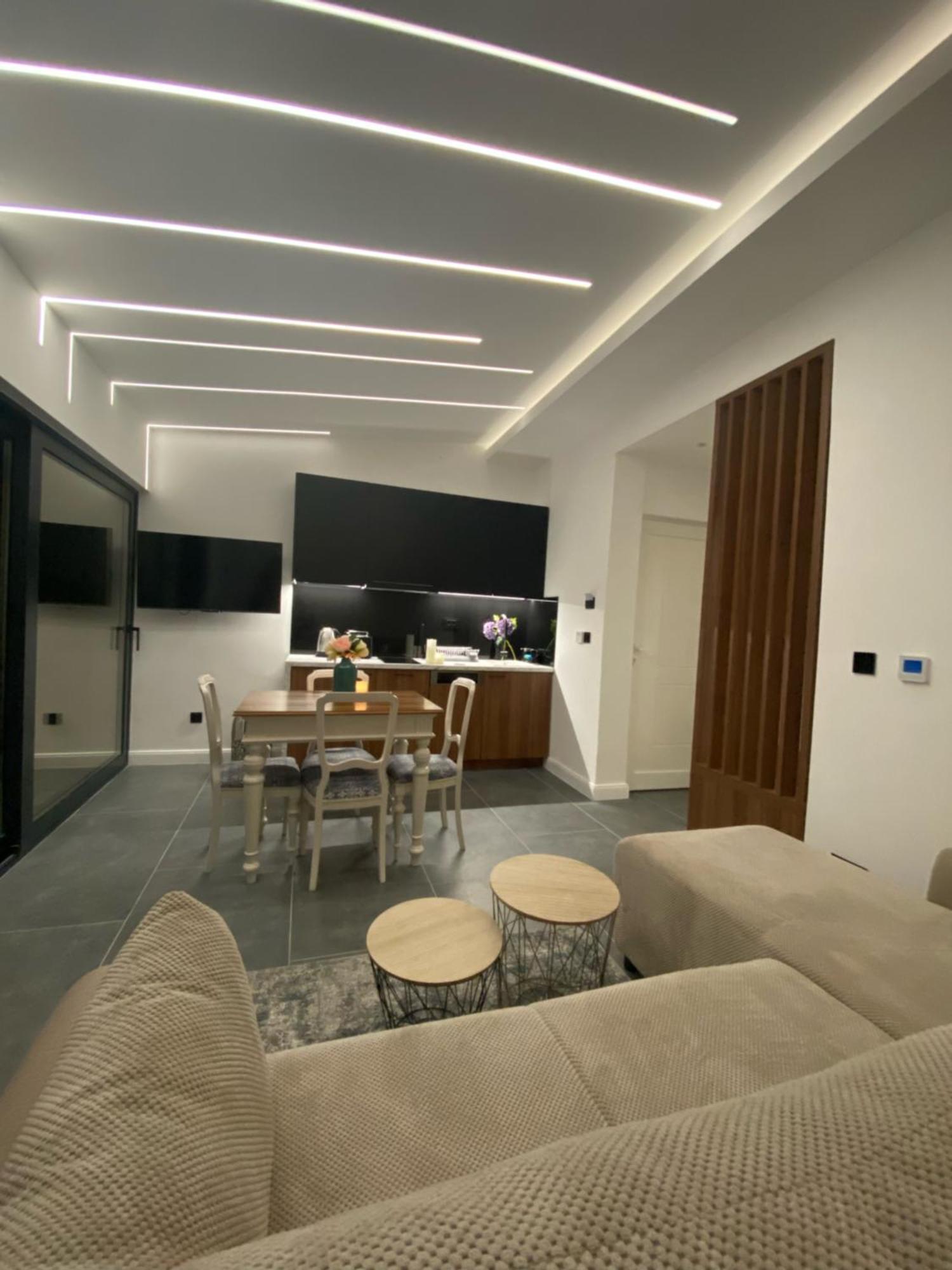 Apartments Dzaleta سفيتي ستيفان المظهر الخارجي الصورة