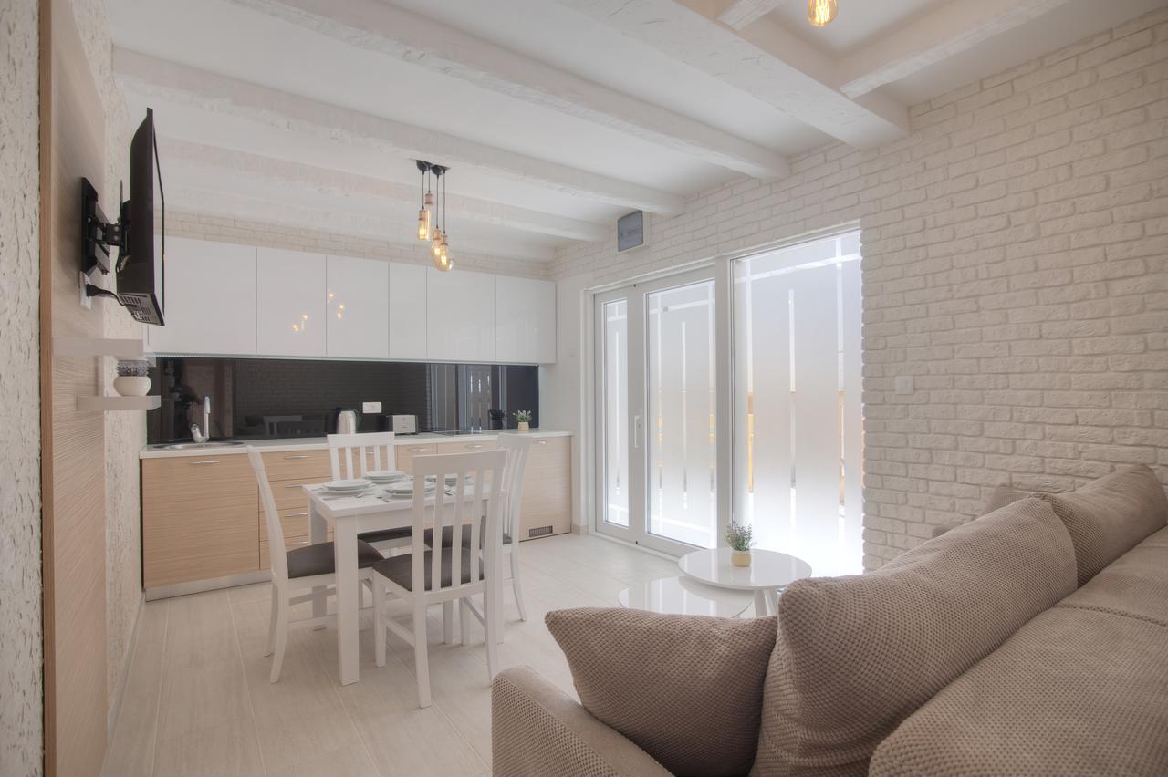 Apartments Dzaleta سفيتي ستيفان المظهر الخارجي الصورة